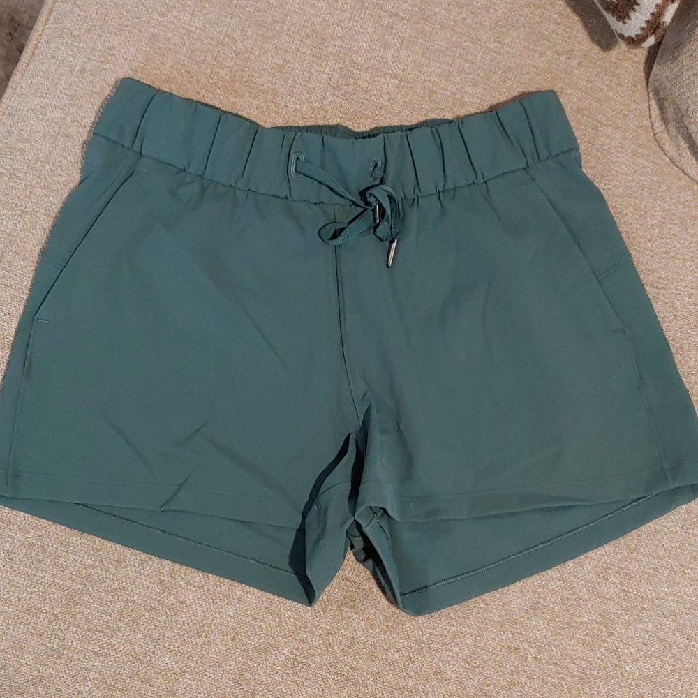 Lululemon Athleisire Shorts